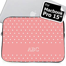 Iniciales personalizadas Lunares rosados Macbook Pro 15 Manga (2015)