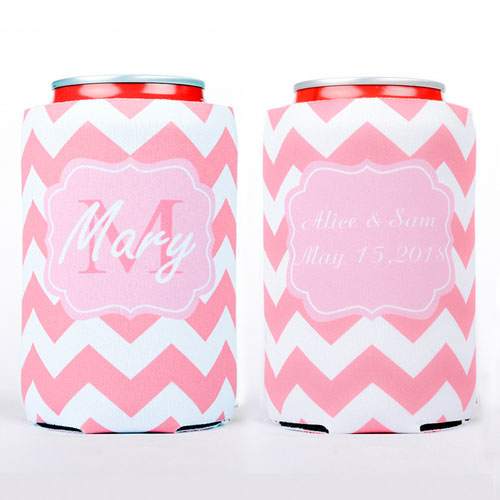 Carol Pink Chevron Nombre Inicial Personalizado enfriador de lata