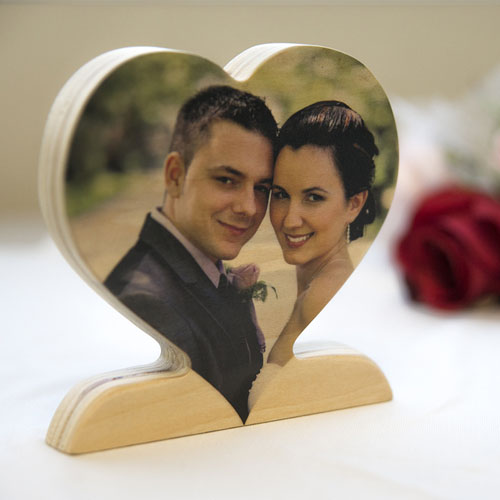 Decoración personalizada de corazón con foto de madera