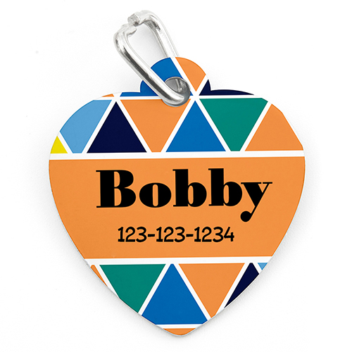 Placa de mascota personalizada con triángulo de colores y en forma de corazón