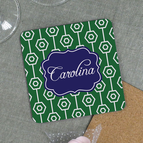 Portavasos de corcho personalizado con patrón geométrico