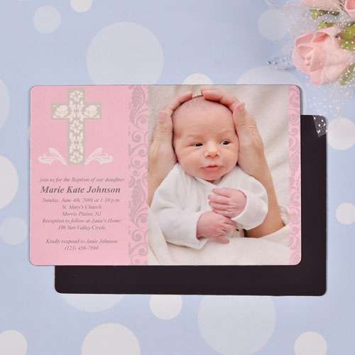 Bautismo de Niñas en la Cruz enmarcada personalizada 10.16 cm x 15.24 cm Foto Imán Grande
